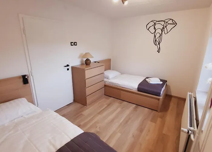 Break アパート Rob